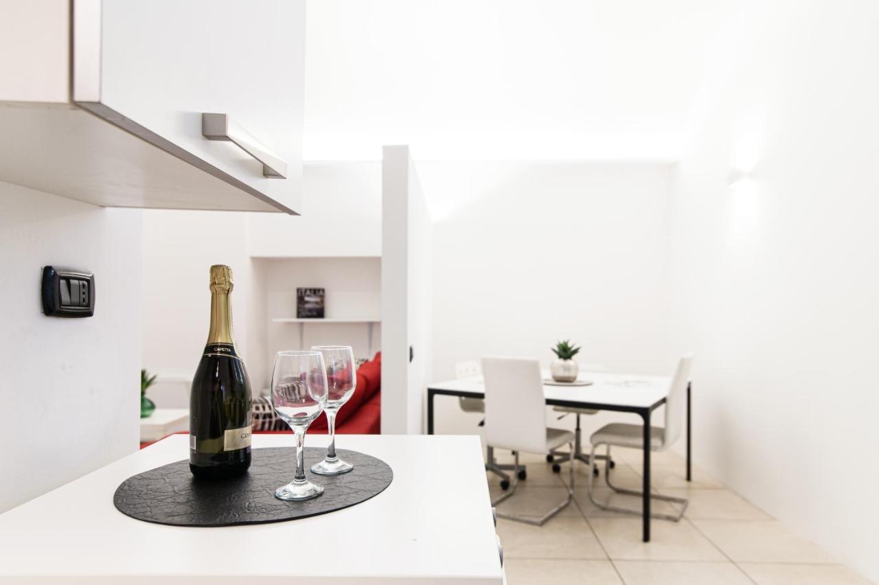 Loft Near Duomo Apartman Como Kültér fotó