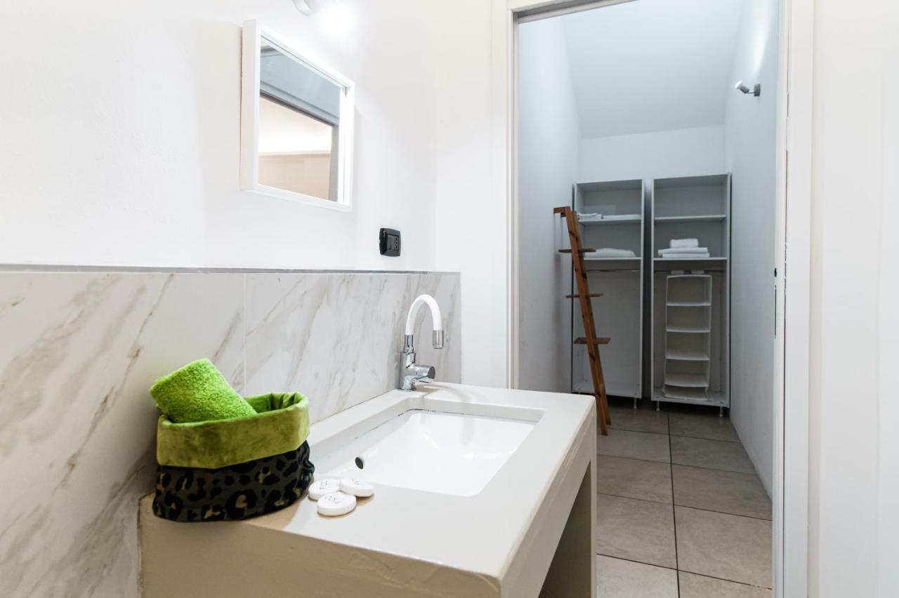 Loft Near Duomo Apartman Como Kültér fotó