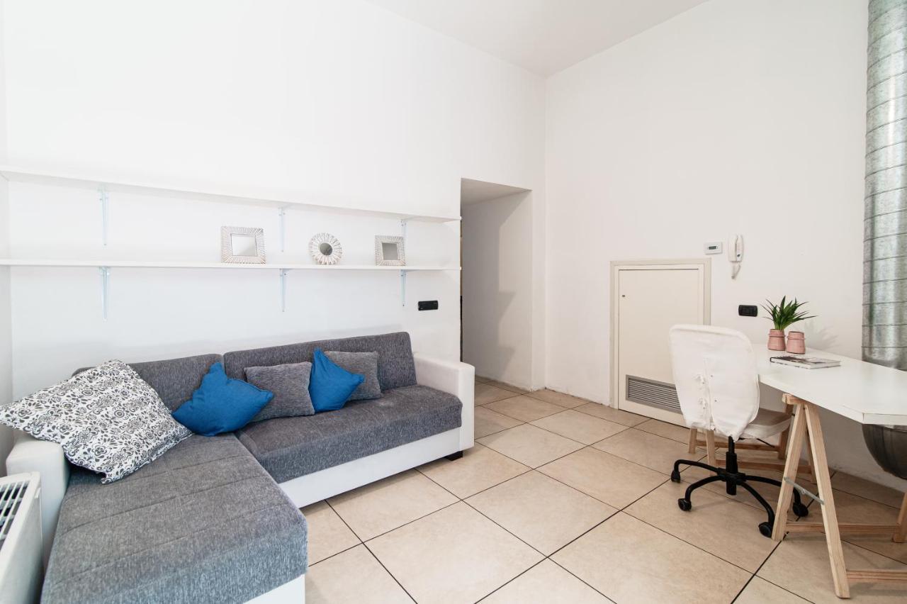 Loft Near Duomo Apartman Como Kültér fotó