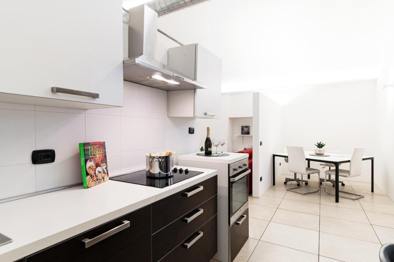 Loft Near Duomo Apartman Como Kültér fotó